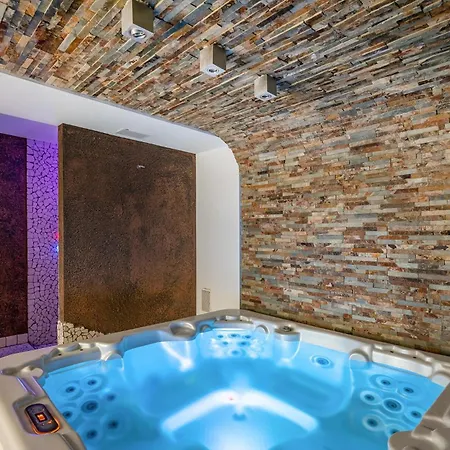 Cozy In With Sauna Magliolo