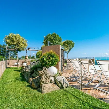 Awesome Home In Magliolo With Sauna Magliolo
