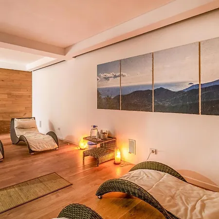 Awesome Home In Magliolo With Sauna Casa de Férias Magliolo